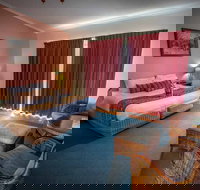 Eagle Heights Mountain Hotel