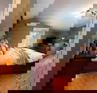 Finlie - Hotels Melbourne