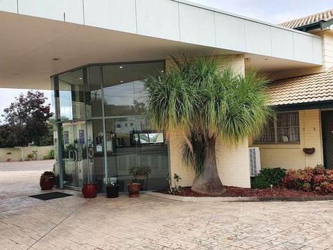 McNevin's Tamworth Motel - Hotels Melbourne 0