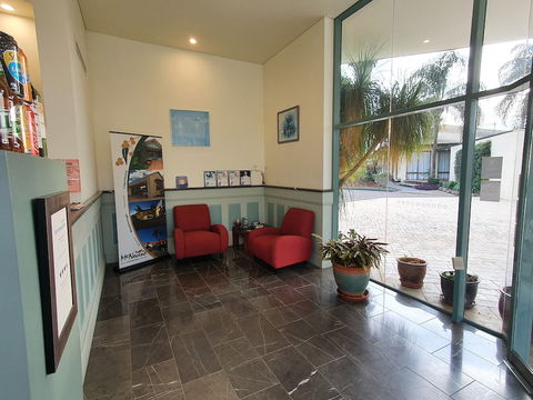 McNevin's Tamworth Motel - Hotels Melbourne 5