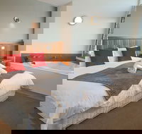 Tides Apartments - Hotels Melbourne