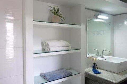 Tower Lodge - Hotels Melbourne 1