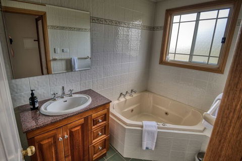 Cottages On Lovedale - Hotels Melbourne 4