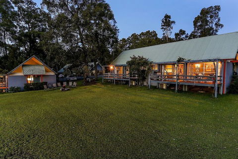 Vineyard Hill - Hotels Melbourne 1