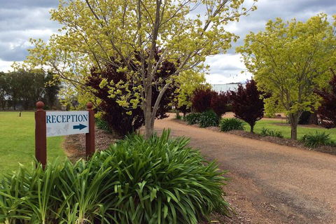 Bluebush Estate - Hotels Melbourne 1