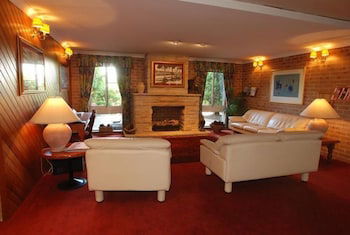 The Hermitage Motel - Hotels Melbourne 6