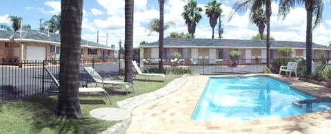 Town & Country Motor Inn - Hotels Melbourne 3