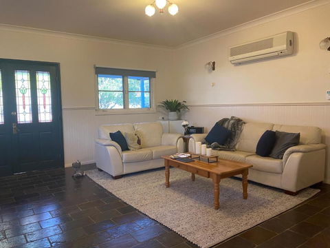 McCaffreys Estate - Hotels Melbourne 3