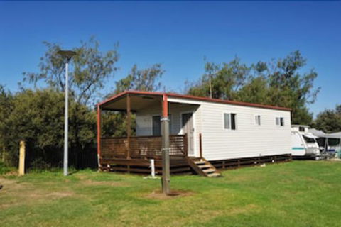 NRMA Stockton Beach Holiday Park - Hotels Melbourne 3