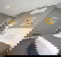 CH Boutique Hotel - Hotels Melbourne