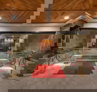 Palms Hotel Motel Chullora - Hotels Melbourne