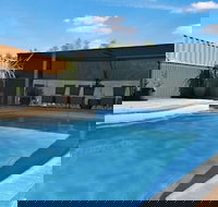 Aaok Moondarra Accommodation Village