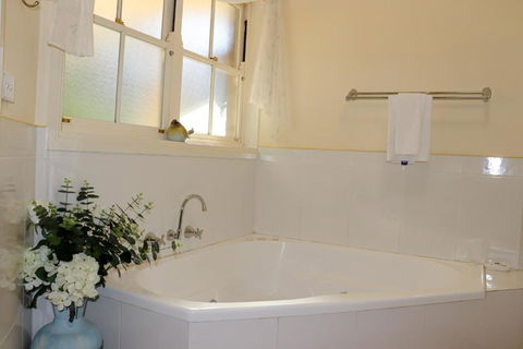 Plumes On The Green Boutique Bed & Breakfast - Hotels Melbourne 5