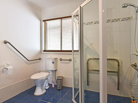 Wallaby Cottage Cute Accom In Bushland Setting - Hotels Melbourne 2
