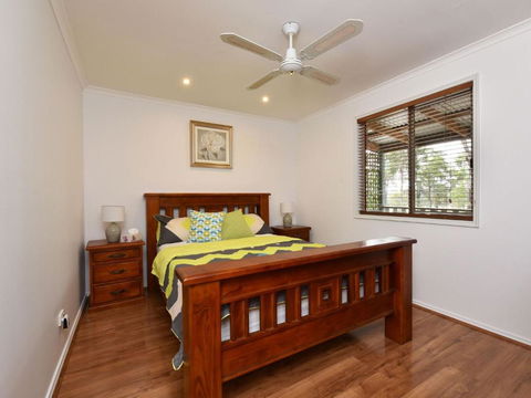 Kangaroo Cottage Cute Accom In Bushland Setting - Hotels Melbourne 3
