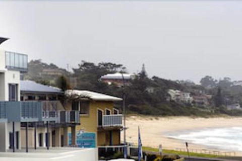 Mollymook Beachfront Executive Apartment - Hotels Melbourne 2