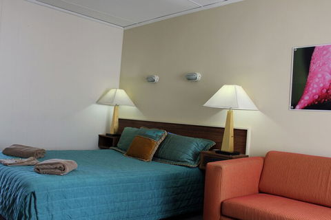 Australian Motor Homes Tourist Park - Hotels Melbourne 3