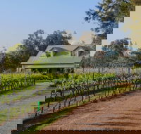 Emmas Cottage Vineyard - Hotels Melbourne