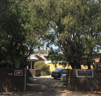 Springtide Studio Apartments