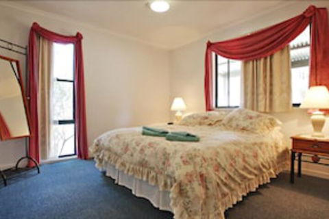 Serenity Grove - Hotels Melbourne 2