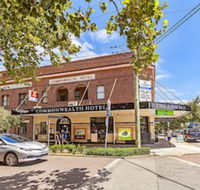 Commonwealth Newcastle - Hotels Melbourne