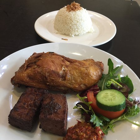 Bamboe Cafe & Restaurant - Hotels Melbourne 0
