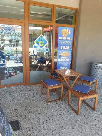 Captain Hooks Fish & Chippery - Hotels Melbourne 0