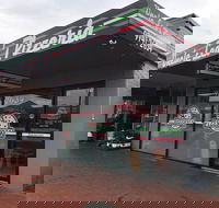 Uncle Leo's Pizza Bistro - Hotels Melbourne