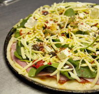 Vinnies Pizza Boys - Hotels Melbourne