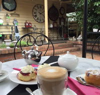 Simply Perfect Pieces - Hotels Melbourne
