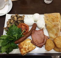 Poveli Deli Cafe - Hotels Melbourne