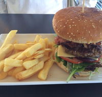 Jules by the Lake Cafe - Hotels Melbourne