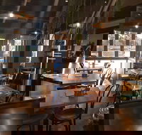 Cafe Amoeba - Hotels Melbourne