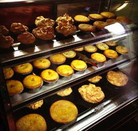 Fredo Pies - Hotels Melbourne