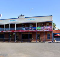 The Railway Hotel - Hotels Melbourne