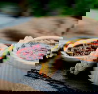 Surf Street Cafe - Hotels Melbourne