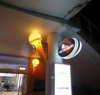 The Marina Ice Creamery - Hotels Melbourne
