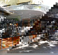 Gus' Place - Hotels Melbourne