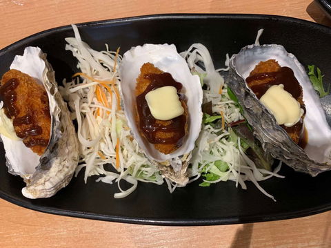 Momoco Sushi San - Hotels Melbourne 0