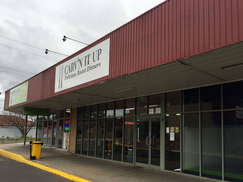 Carv'n It Up - Werribee - Hotels Melbourne 0