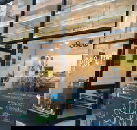 Scroll Ice Cream - Chadstone - Hotels Melbourne