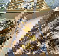 Loukoumadness by Parea - Hotels Melbourne