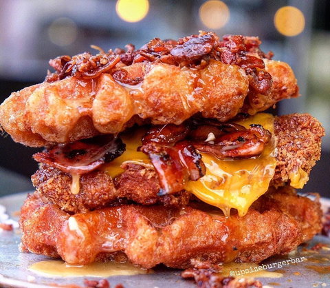 Upsize Burger Bar - Hotels Melbourne 0