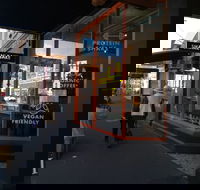 Shake N' Bake - Hotels Melbourne