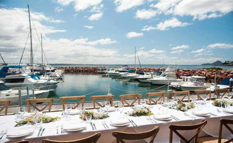 The Galley Kitchen Anchorage - Hotels Melbourne 3
