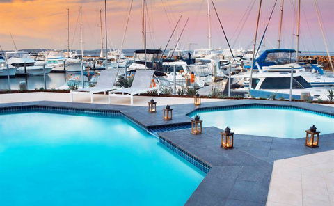 The Galley Kitchen Anchorage - Hotels Melbourne 6