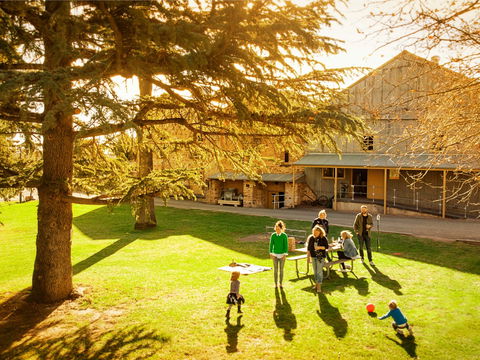 Sevenhill Cellars - Hotels Melbourne 1