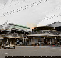 Commercial Hotel Morpeth - Hotels Melbourne