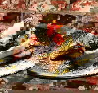 Momos Cafe And Bistro - Hotels Melbourne