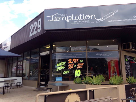 Sweet Temptation Patisserie - Hotels Melbourne 0